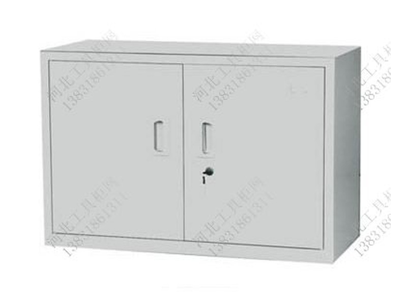 兩門工具櫥